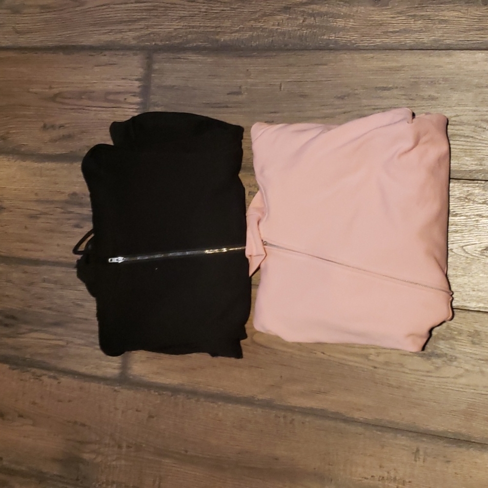 2 zip ups